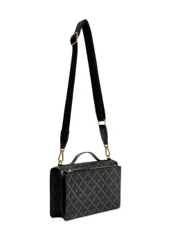 By Malene Birger LOENNAS
