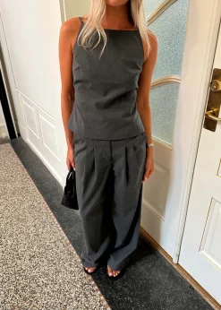 Modström Tuesdaymd top