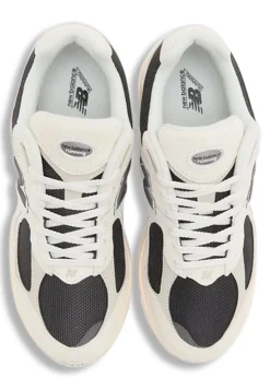 New Balance U2002RN