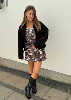 RÉSUMÉ LucyRS Dress