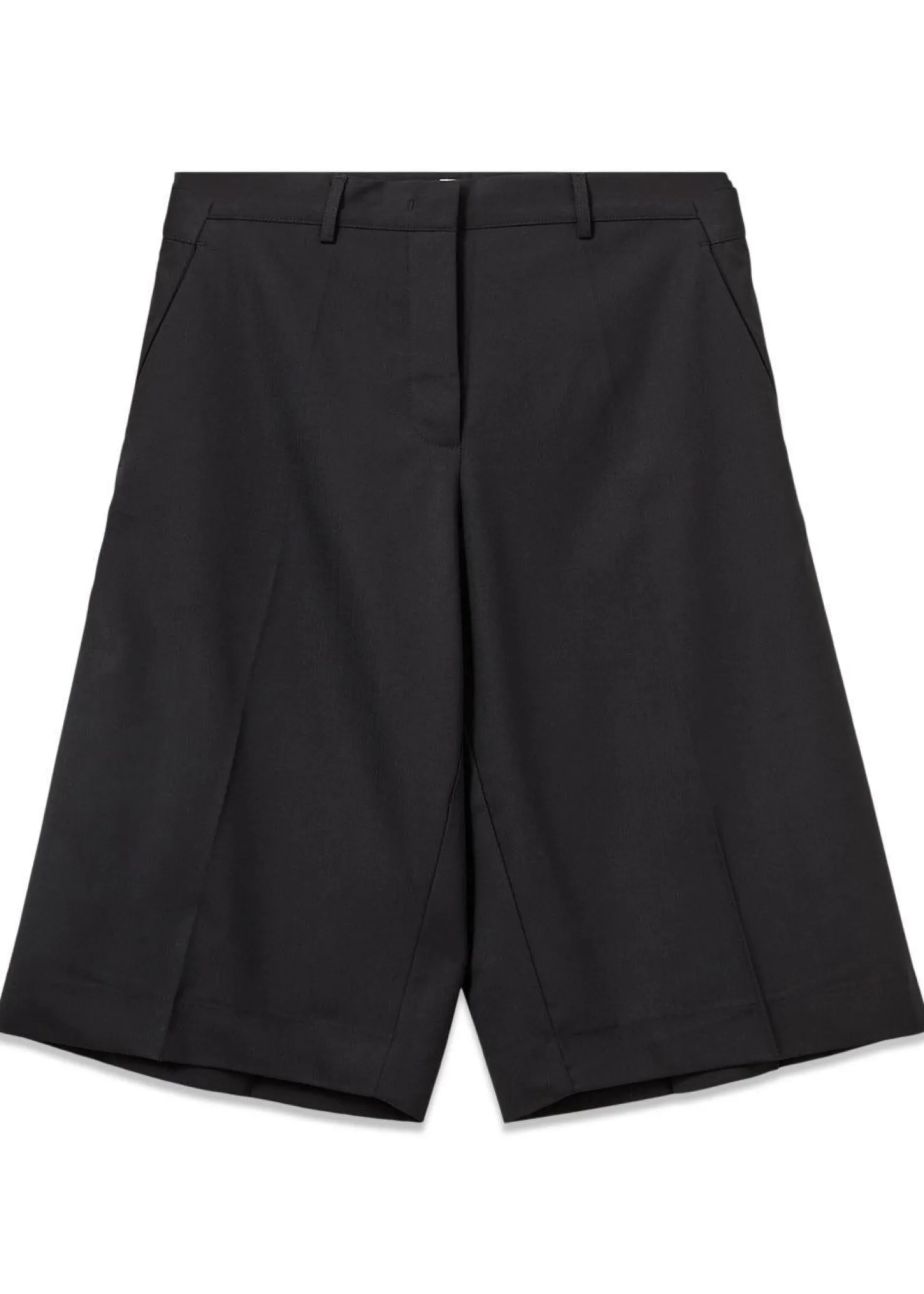 The Garment Grand Shorts