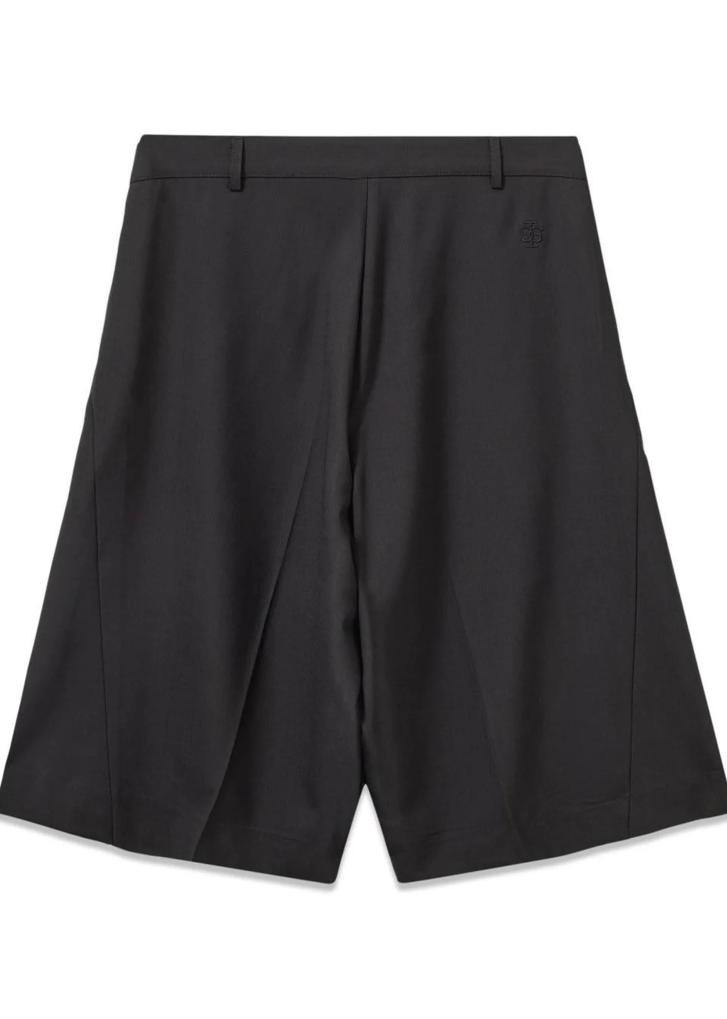 The Garment Grand Shorts